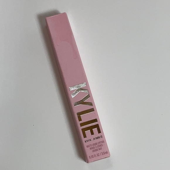 Kylie Cosmetics Kylie Jenner Liquid Matte Lipstick "Another Day Another Nude" - Picture 4 of 8